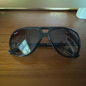 Ray-Ban Black RB 4162 601/32